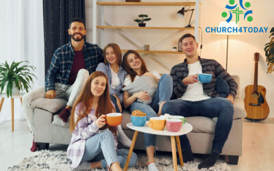 What Is a Microchurch? And Why This Might Be Exactly What You’re Called To Next